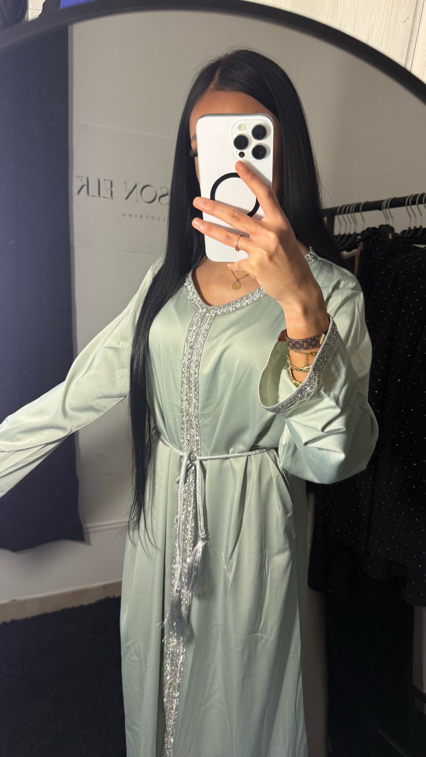 Abaya Noor