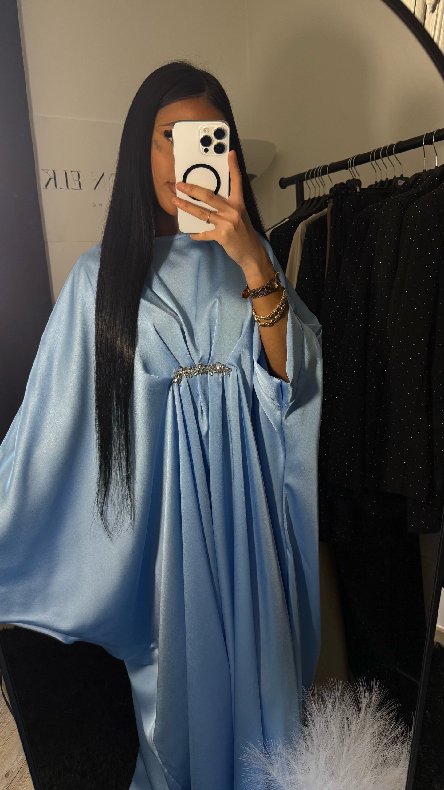 Abaya Lina
