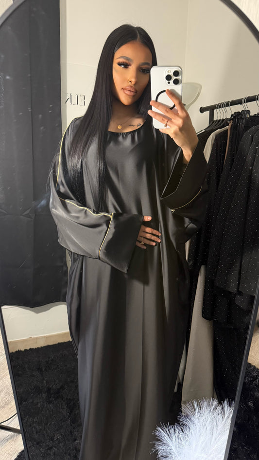 Abaya Naya